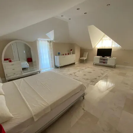 Bluehouse Kemer Merkezde Villa